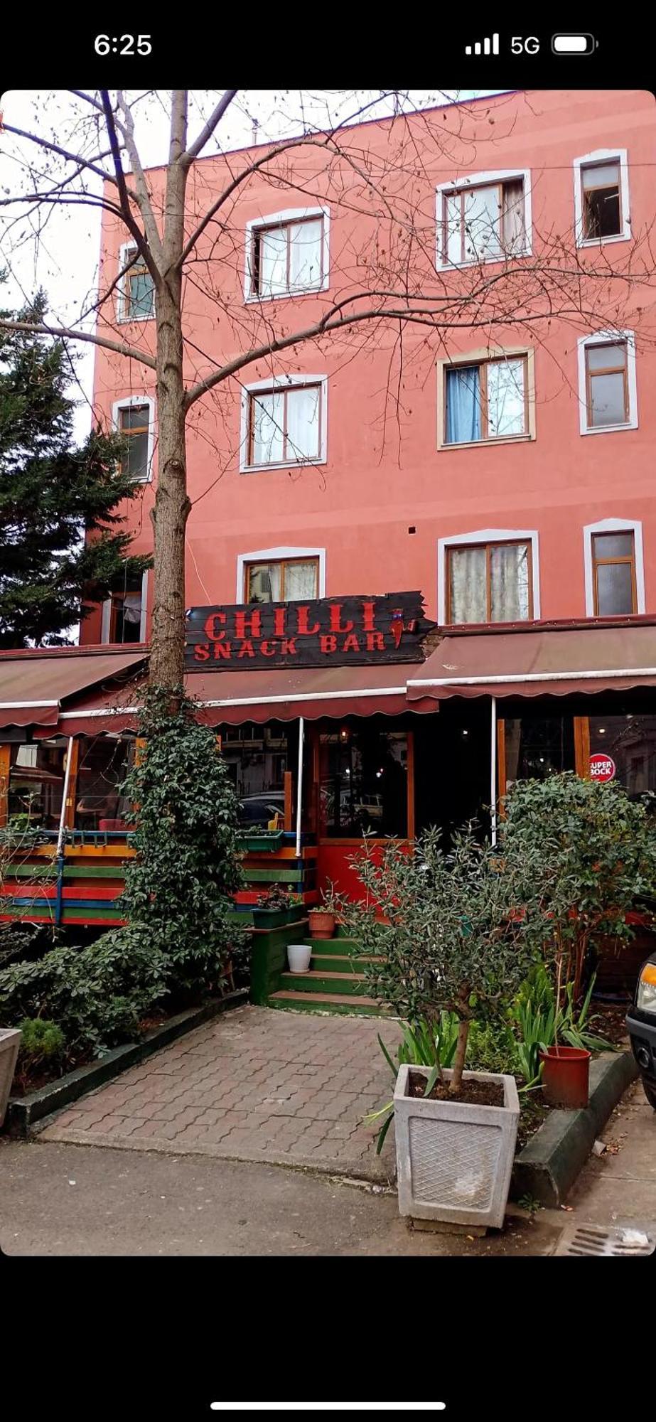 Hostel Chilli Tirana Exterior photo